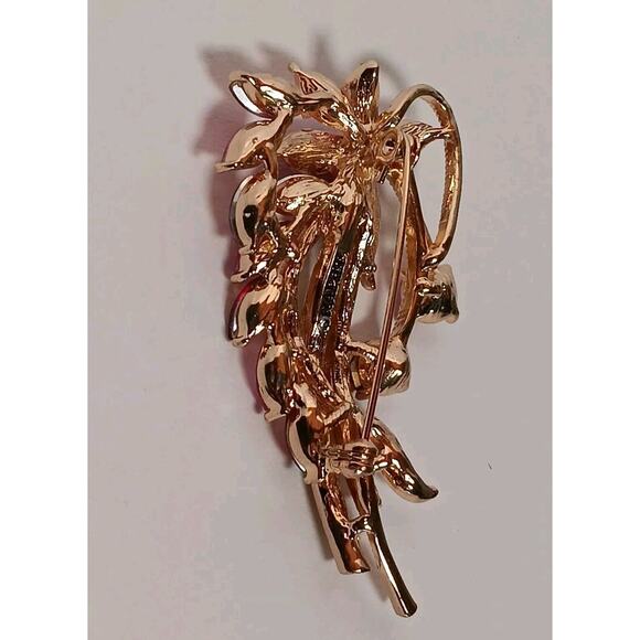 Napier Gold Tone Brooch Pin Ruby Red Pink Cascading Rhinestone - Picture 3 of 11